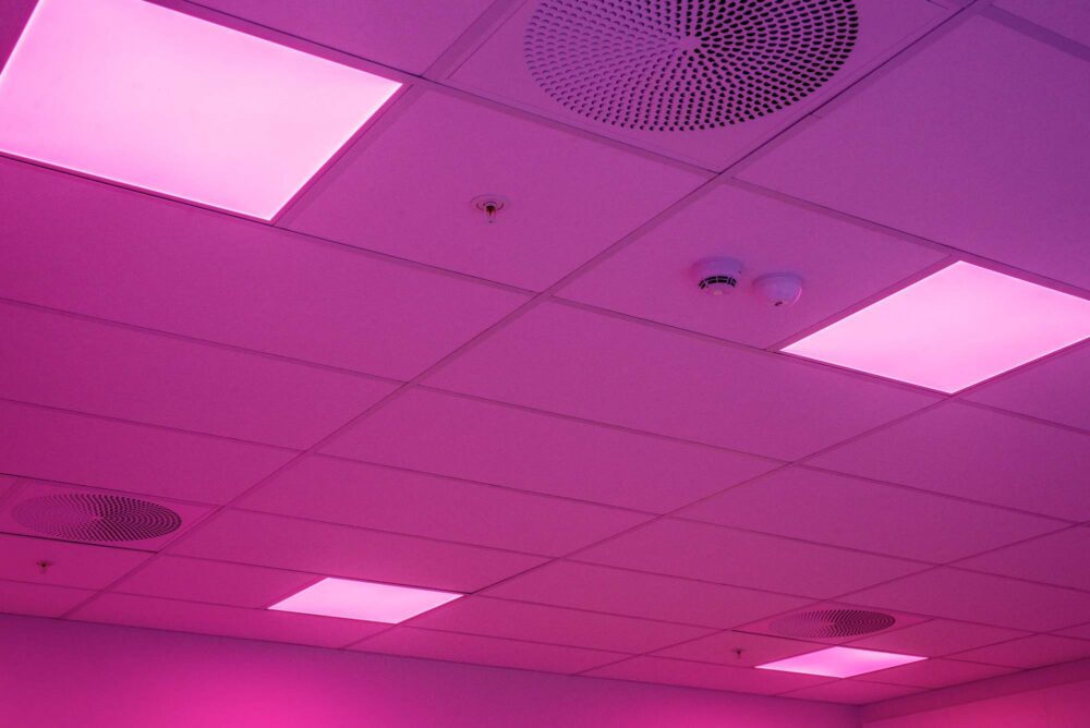 benterud skole 9 led panel rgbw